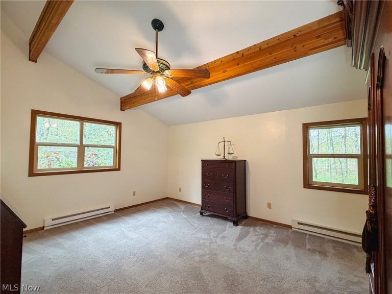 17126 Catsden Road, Chagrin Falls, OH - Photo 6