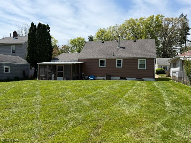 54 16th Street, Massillon, OH - Photo 3