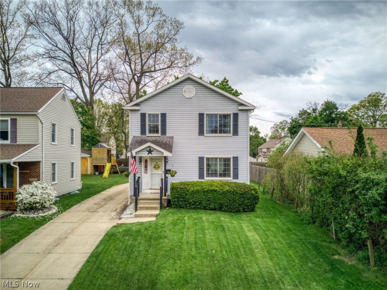 412 Lincoln Avenue, Cuyahoga Falls, OH - Photo 2