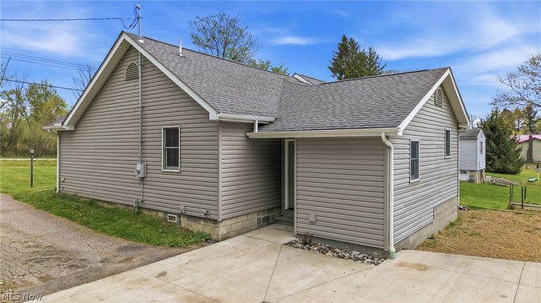1532 Stateline Road, Masury, OH - Photo 4