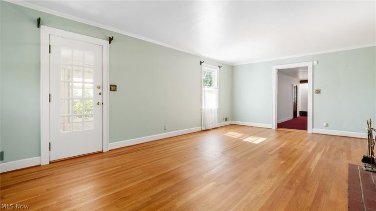 2751 Ridgewood Circle, Zanesville, OH - Photo 8