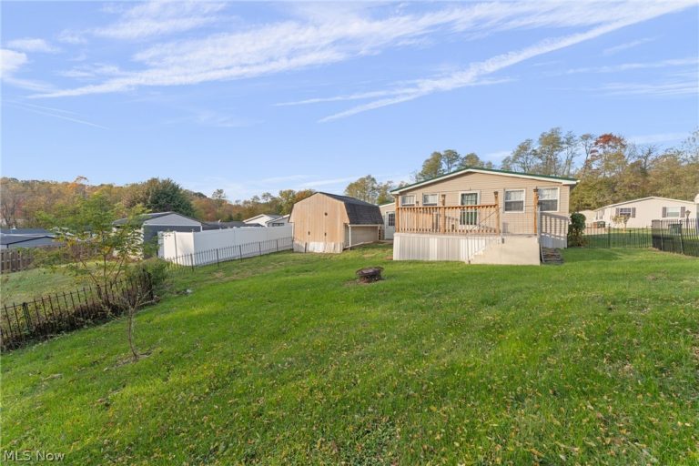 1005 Overlook Drive, Canton, OH - Photo 8