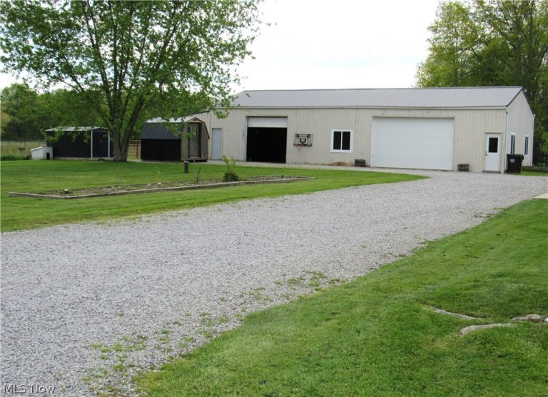 6175 Downs Road, Warren, OH - Photo 2
