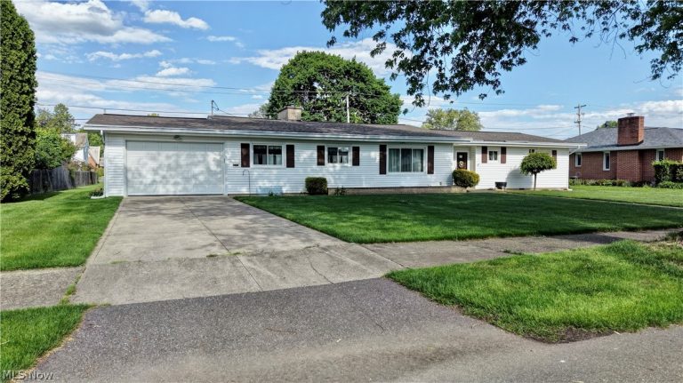 1017 Kaderly Street, New Philadelphia, OH - Photo 3