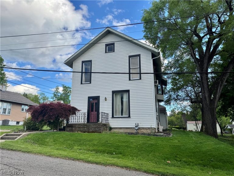 1409 Spring Street, Coshocton, OH, 43812