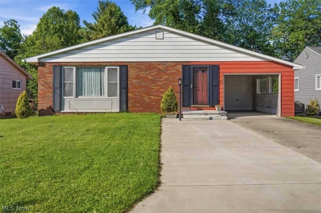 146 Riverview Drive, Marietta, OH