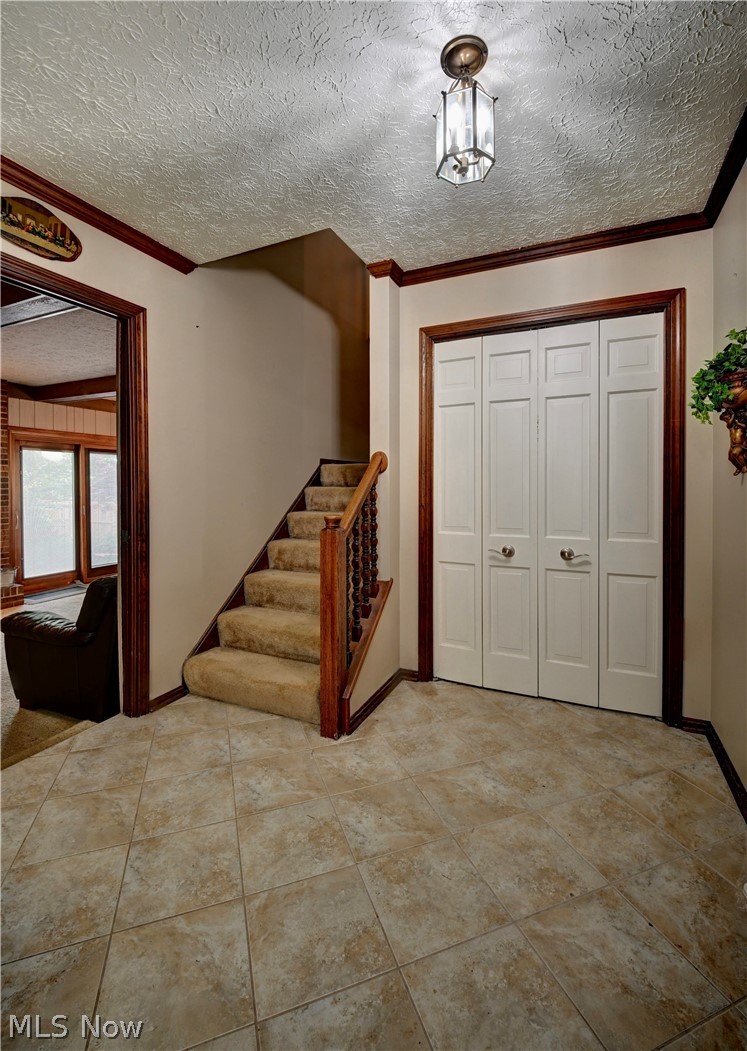 1036 Briarview Avenue, North Canton, OH - Photo 8