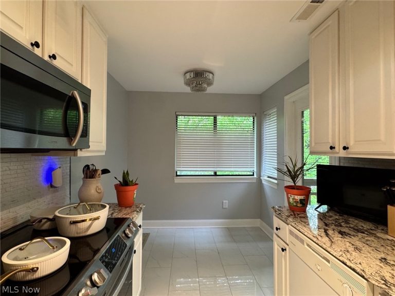 3800 Rosemont Boulevard #115C, Akron, OH - Photo 8