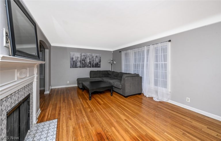 3699 Bainbridge Road, Cleveland Heights, OH - Photo 8