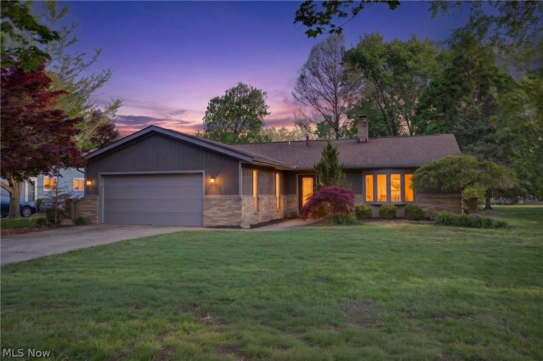 9581 Tamarin Court, Mentor, OH - Photo 6