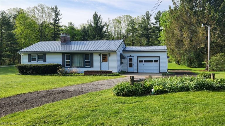 13993 Butternut Road, Burton, OH, 44021