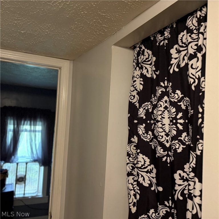 541 Clinton Street, Ravenna, OH - Photo 6