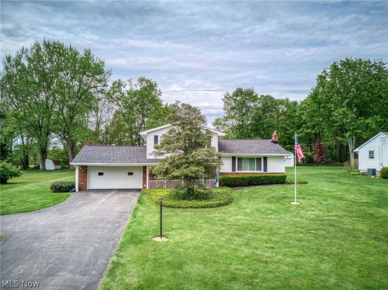 14500 Broadwood Drive, Burton, OH, 44021