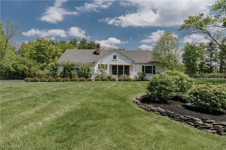 35 Murwood Drive, Moreland Hills, OH - Photo 5