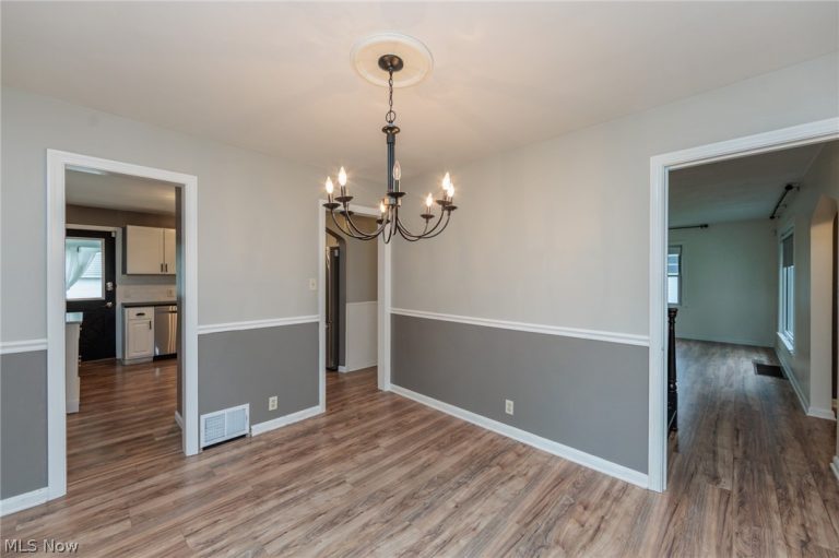 245 Westview Avenue, Wadsworth, OH - Photo 8