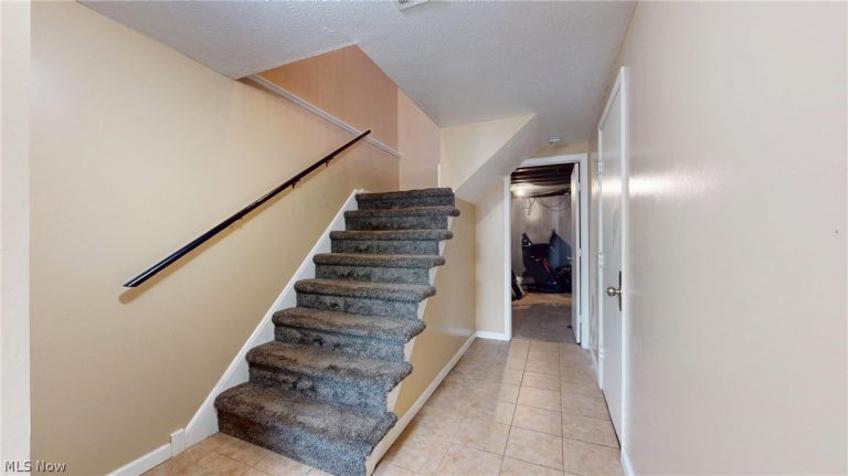 10540 Ravenna Road #14, Twinsburg, OH - Photo 6