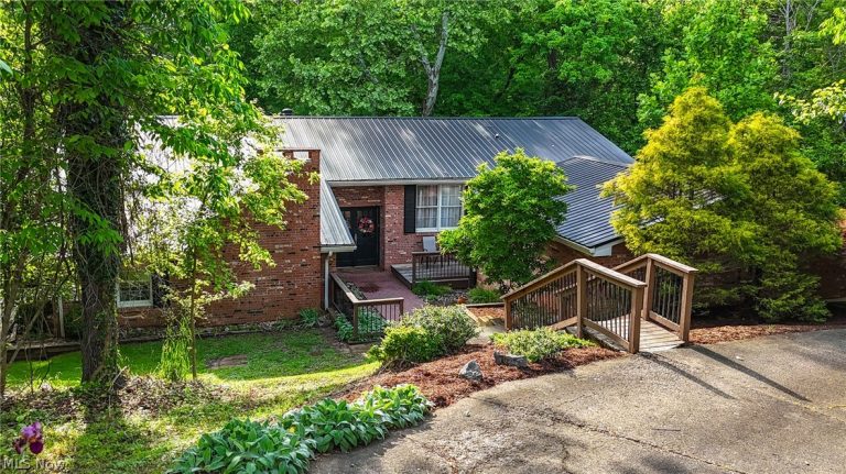 140 Sylvan Way, Marietta, OH, 45750