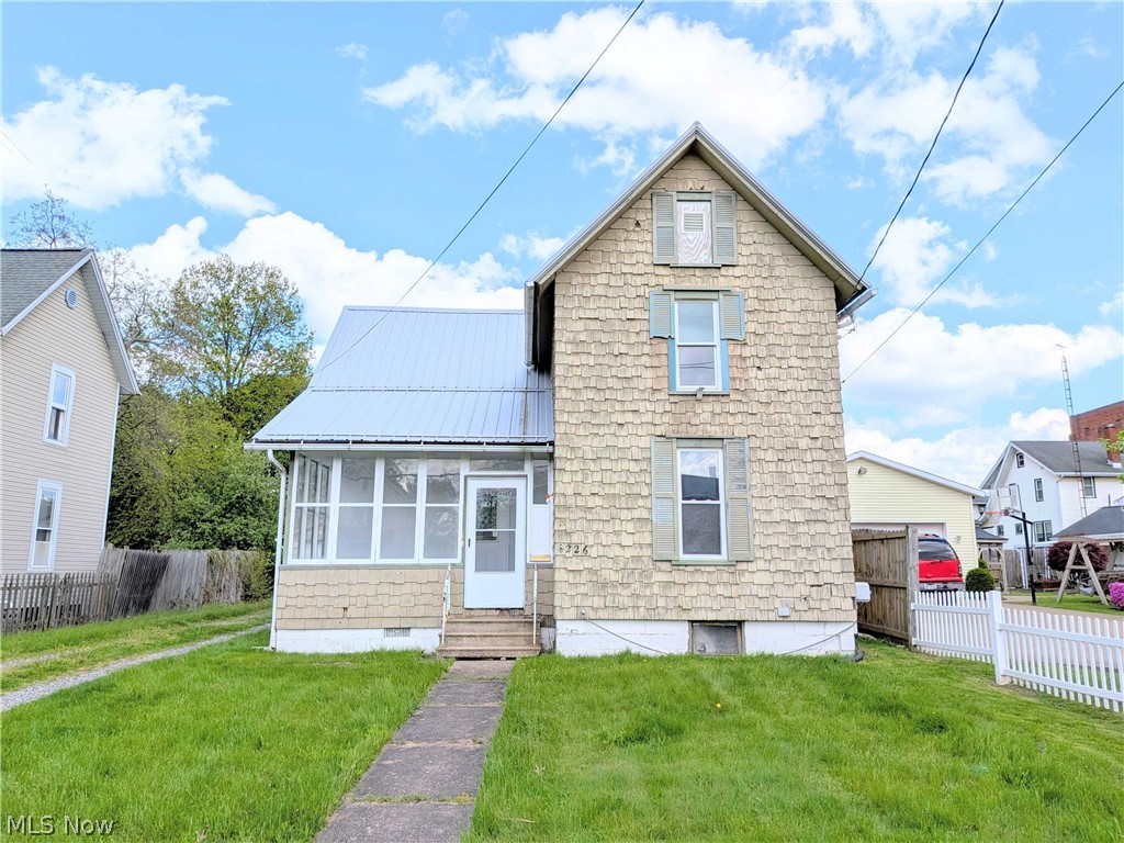 226 Smith Avenue, Canton, OH