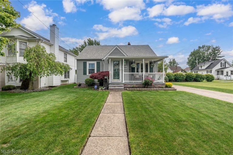 2424 30th Street, South Lorain, OH - Photo 3