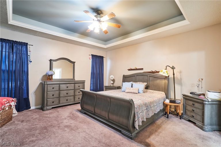 572 Colonial Drive, Painesville, OH - Photo 6