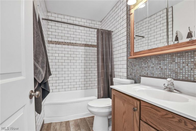 12506 Kirton Avenue, Cleveland, OH - Photo 3
