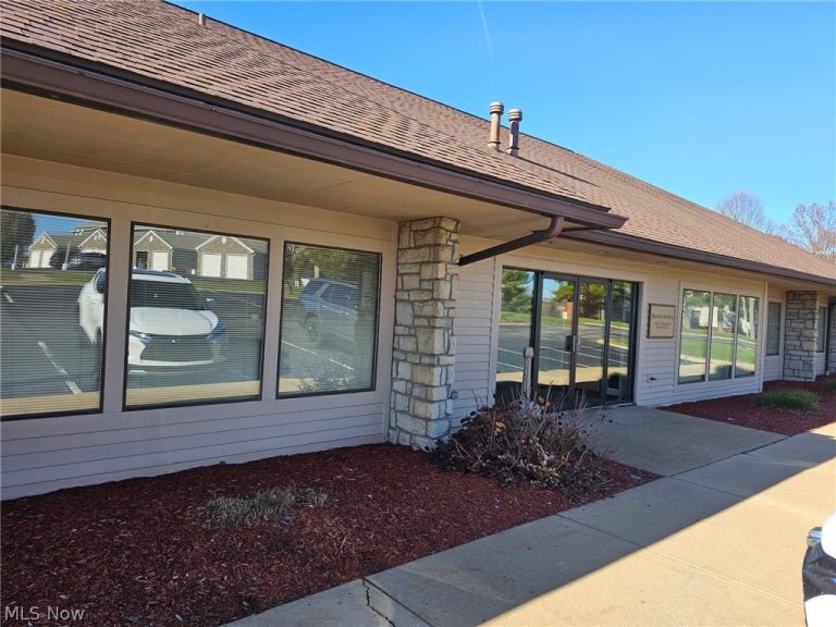51461 Jennifer Ln #100, St Clairsville, OH, 43950