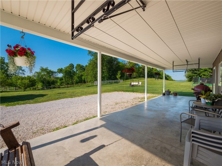 4182 Tooms Road, Cumberland, OH - Photo 6