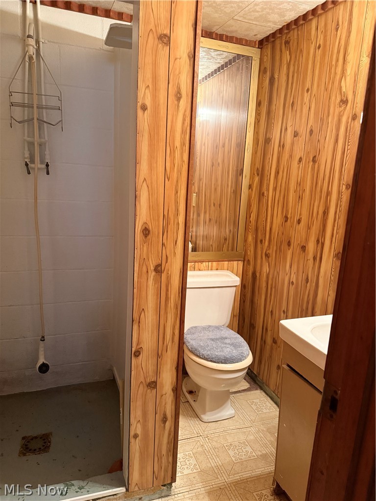 16045 Annesley Road, East Liverpool, OH - Photo 5