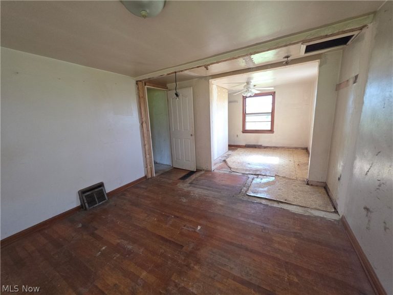 5491 Bye Road, East Palestine, OH - Photo 8