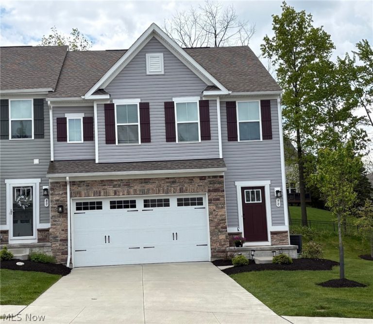 90 Pine Avenue, Peninsula, OH, 44264