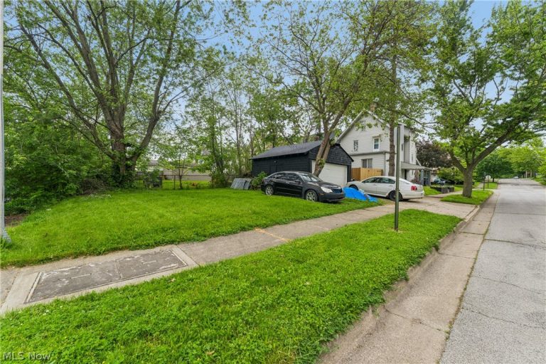 52 Brookside Avenue, Akron, OH - Photo 6