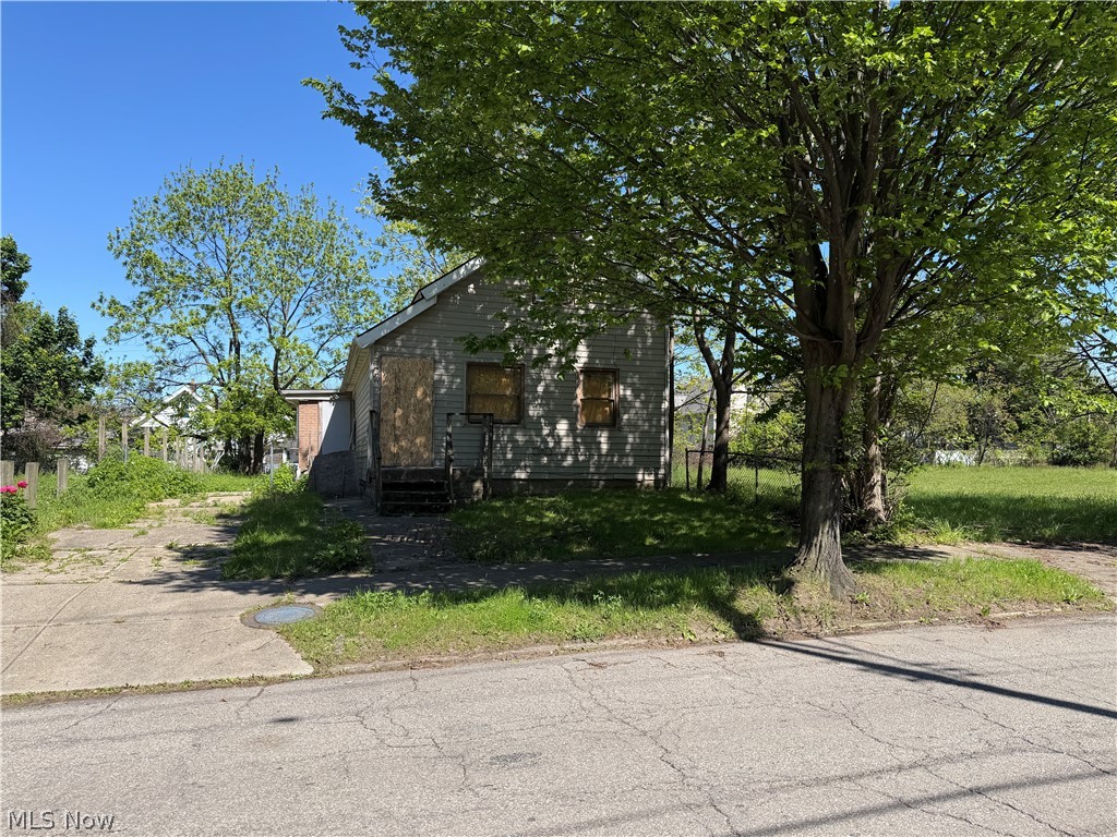3419 70th Street, Cleveland, OH
