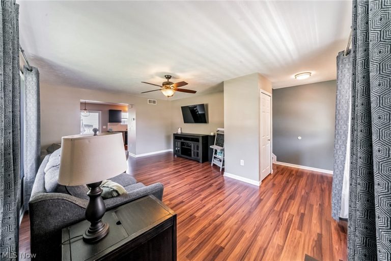 35350 Woodbine Street, North Ridgeville, OH - Photo 8