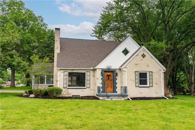2607 Lakeside Avenue, Canton, OH, 44708