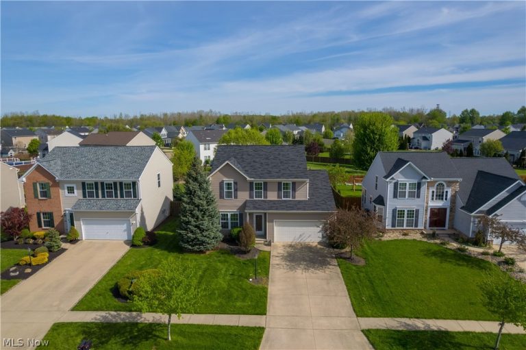 157 Stone Ridge Way, Berea, OH - Photo 4