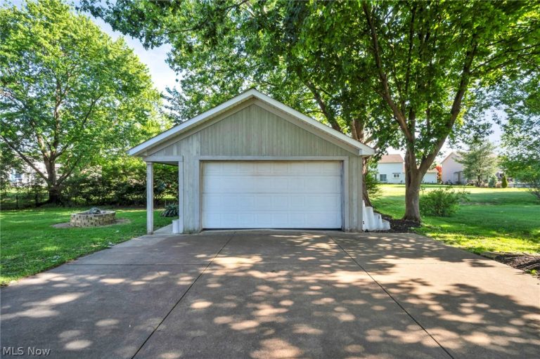 4102 Manchester Road, Perry, OH - Photo 8