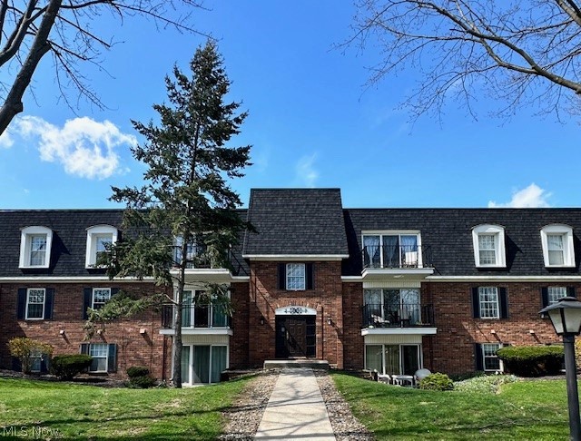 1900 King James Parkway #202, Westlake, OH, 44145