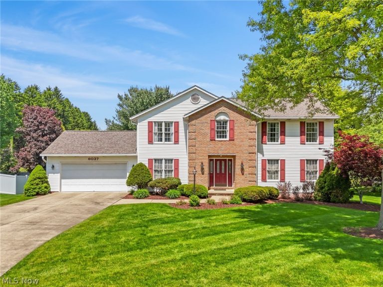 6037 Sandy Ridge Circle, North Canton, OH, 44720