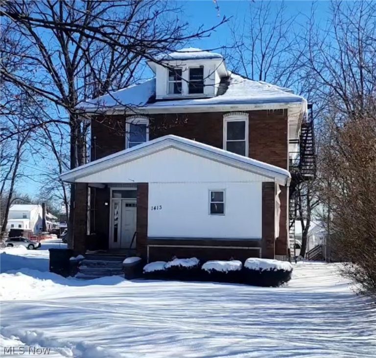1413 East Avenue, Akron, OH, 44307