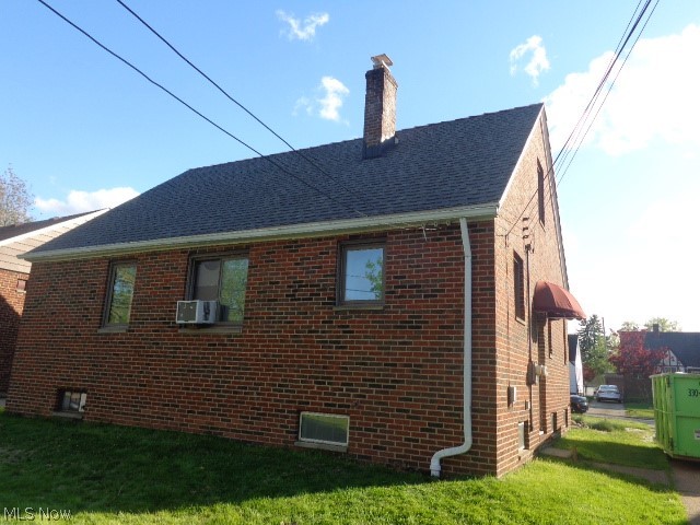 9504 Eureka Parkway, Parma Heights, OH - Photo 2