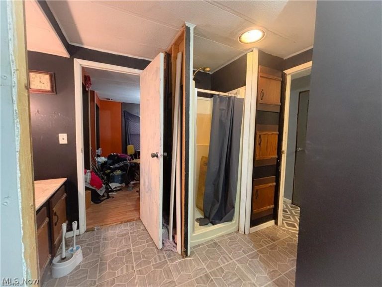 57 Redwood Drive, Beloit, OH - Photo 8