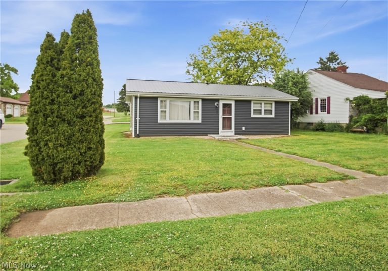 289 Elm Street, Duncan Falls, OH, 43734
