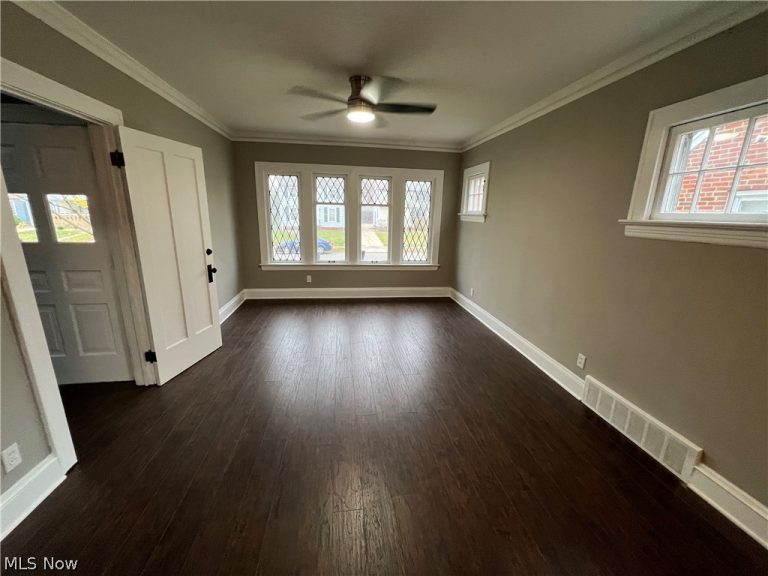 3569 147th Street, Cleveland, OH - Photo 3