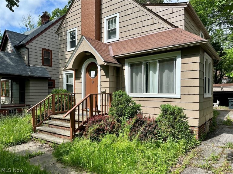1171 Erieview Road, Cleveland Heights, OH - Photo 2
