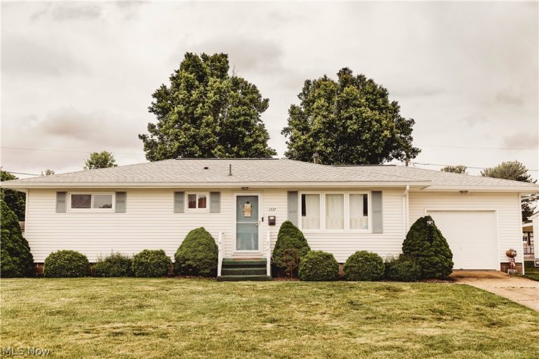 1337 Canoe Lane, Coshocton, OH, 43812