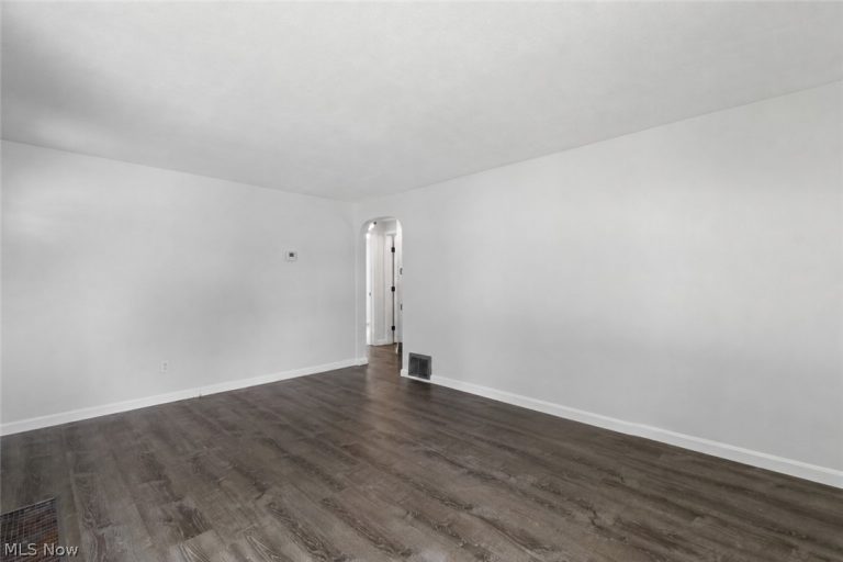 1514 37th Street, Canton, OH - Photo 3
