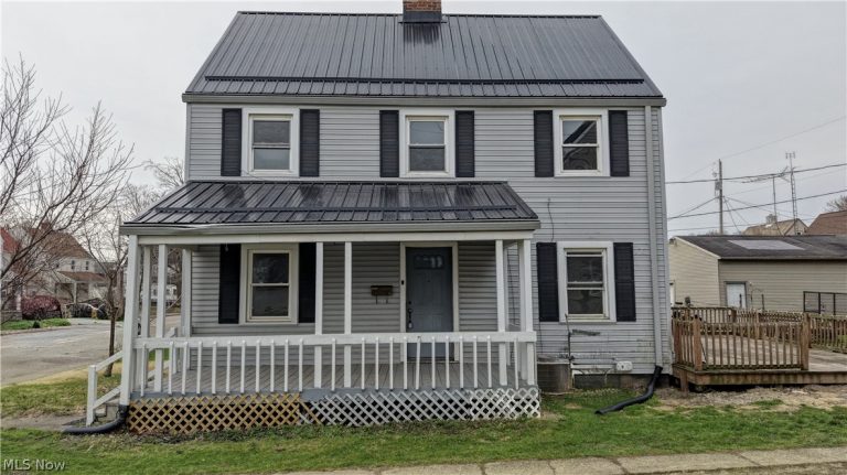 1379 Maryland Avenue, Canton, OH - Photo 2