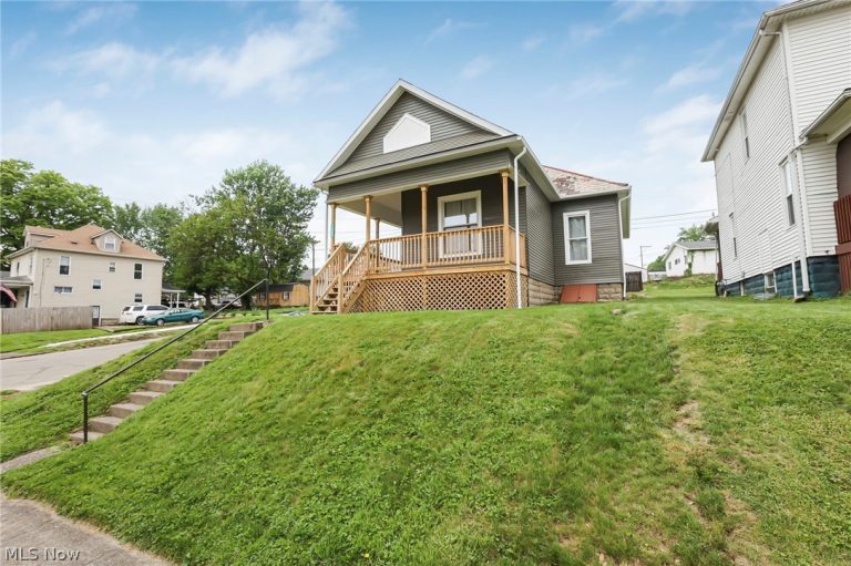 1601 Bluff Street, Zanesville, OH - Photo 2
