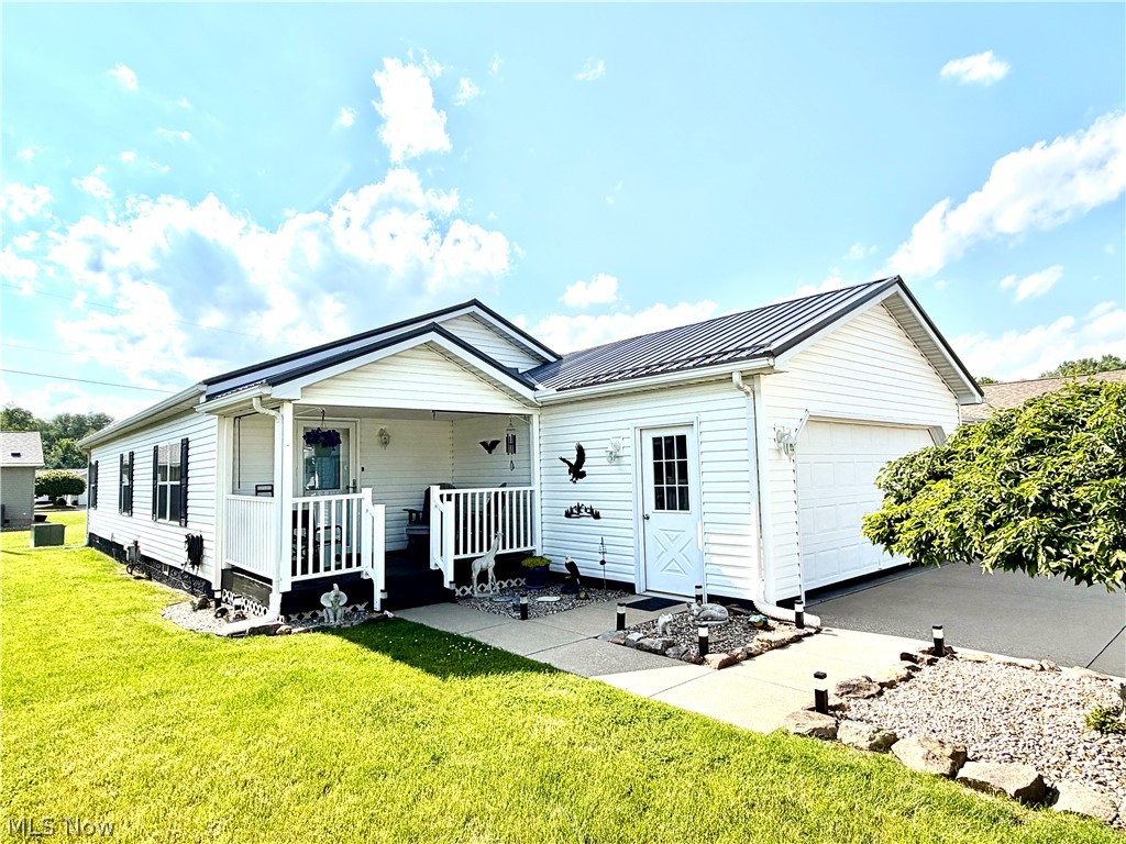207 Polaris, Dover, OH