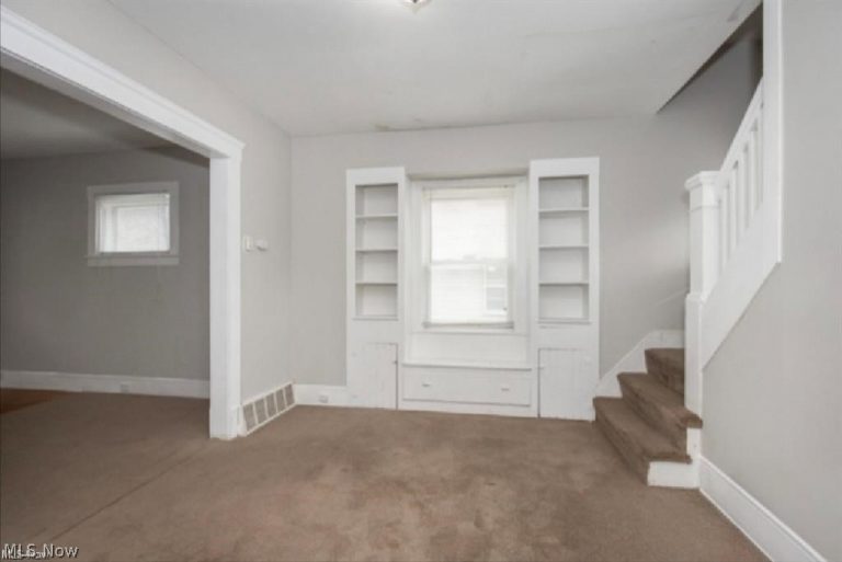 2219 Hood Avenue, Cleveland, OH - Photo 5